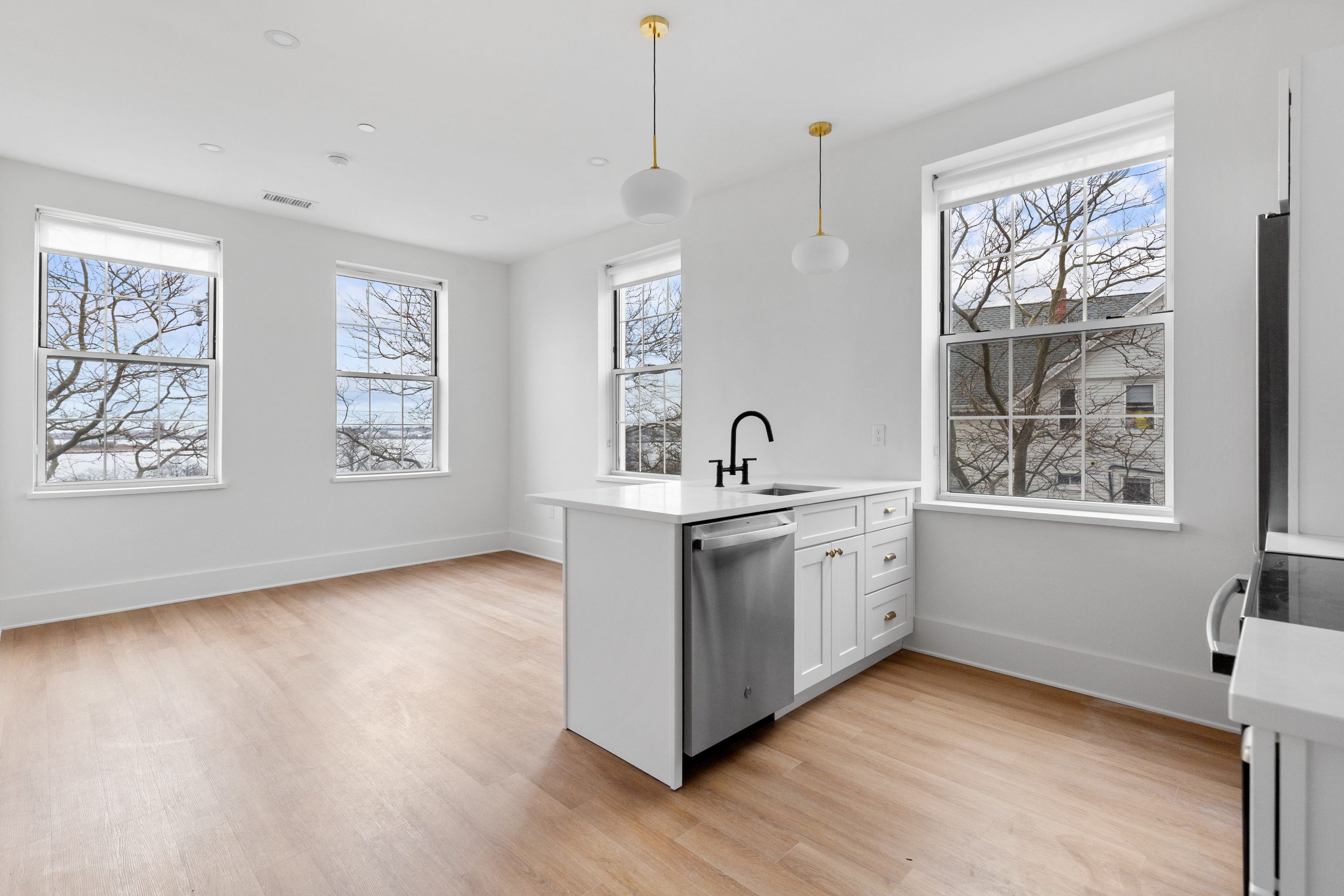 180 George M Cohan Boulevard - 212