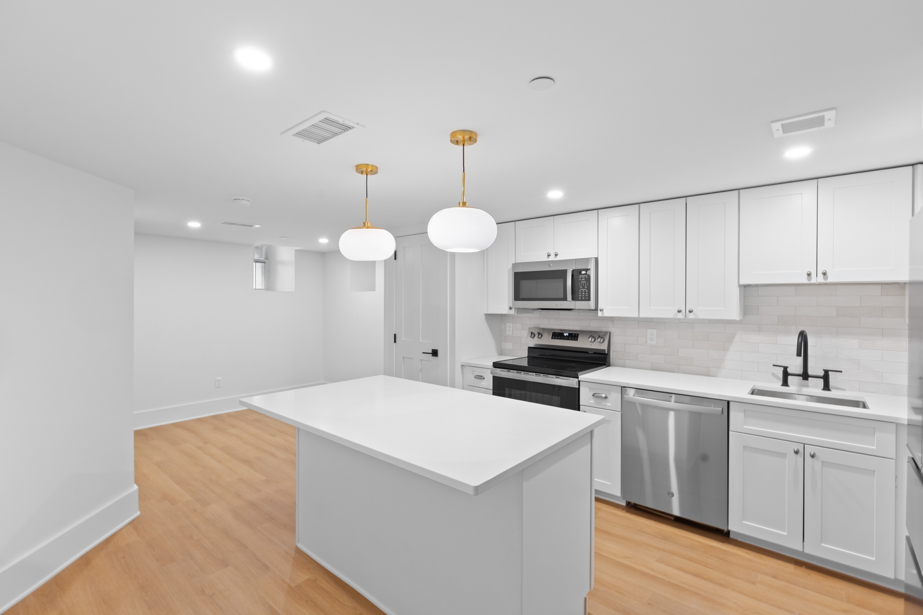 180 George M Cohan Boulevard - G13