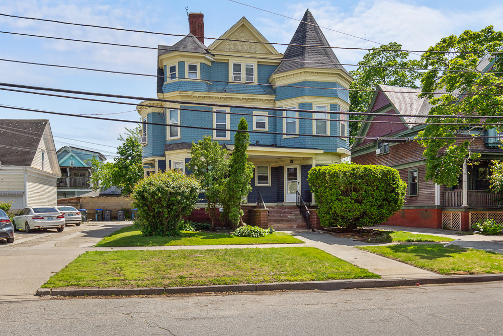 296 Washington Ave. - 4