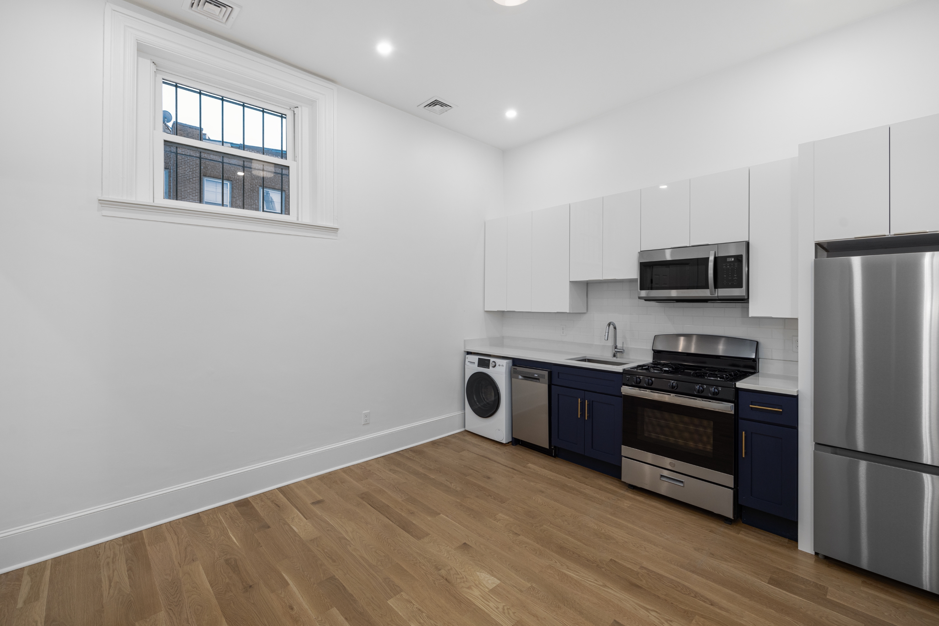 244 Weybosset Street - 306