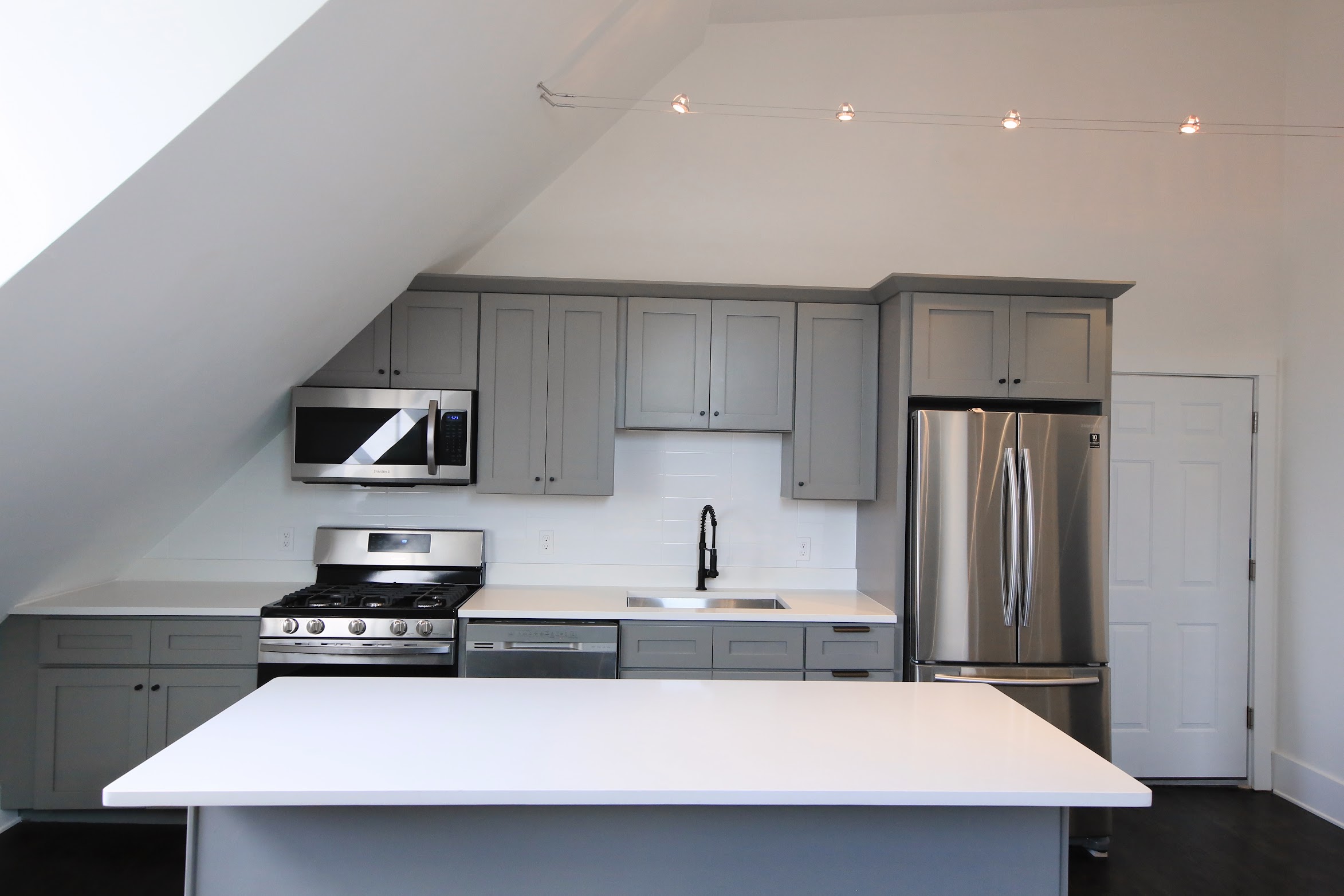 14 Vinton Street - 4B