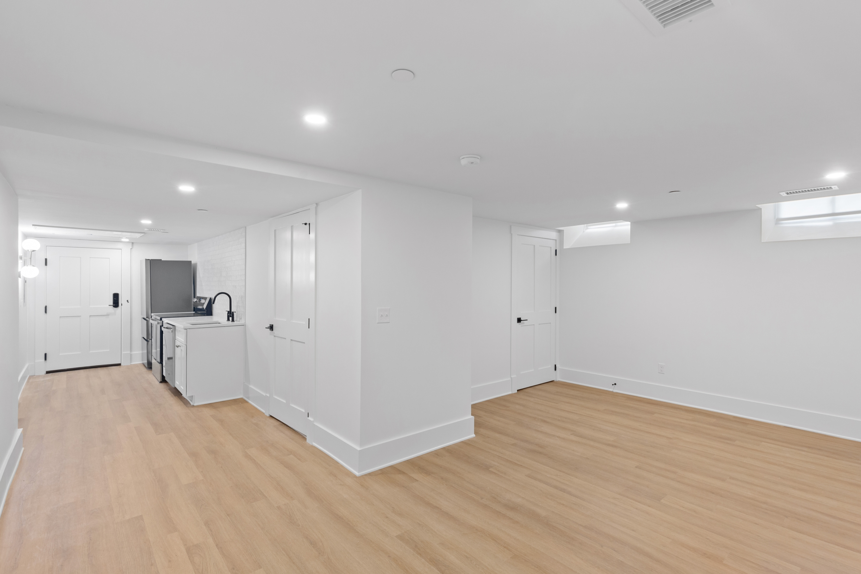 180 George M Cohan Boulevard - G12