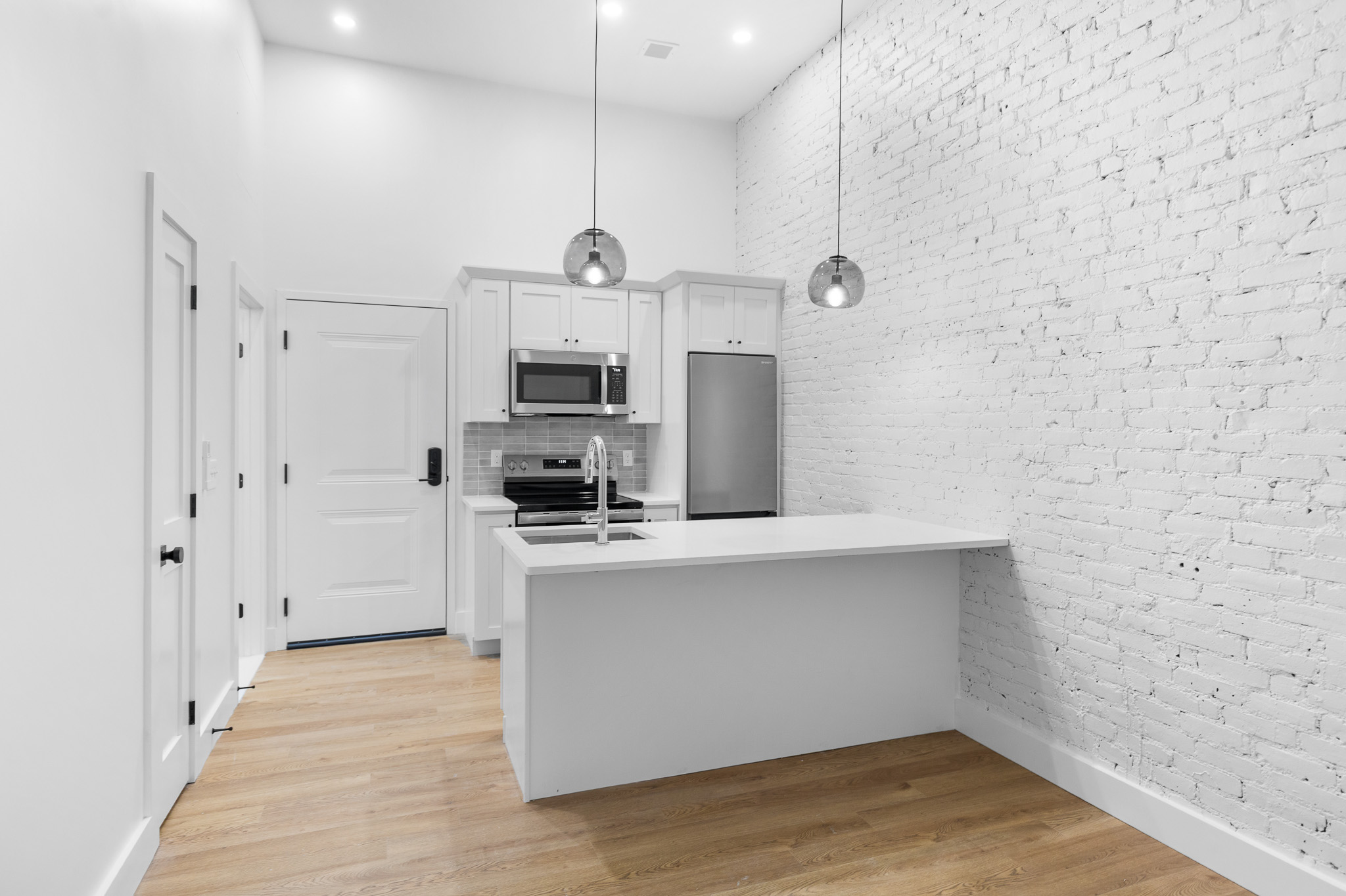 101 Richmond Street - 209