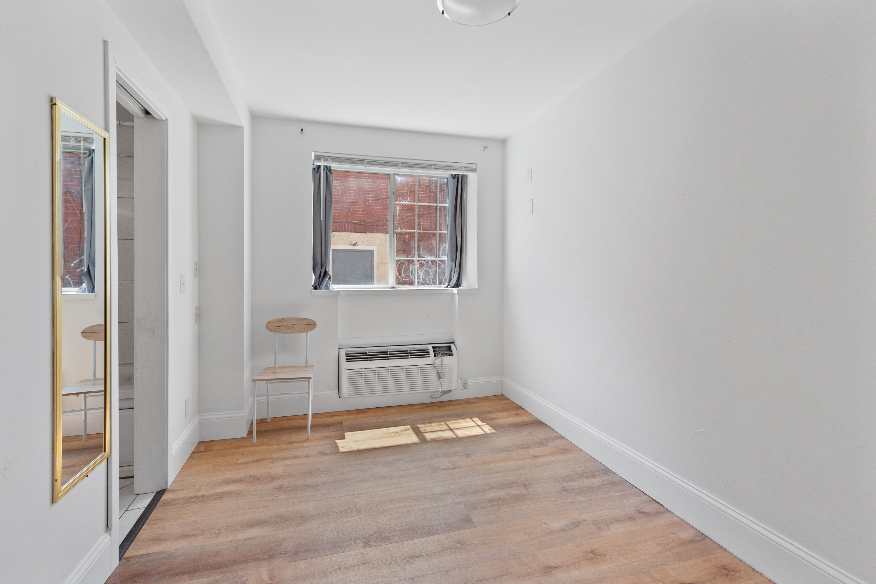 63 De Pasquale Avenue - 2CC